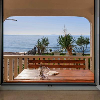 Blue Horizon Beach Escape Apartment 1 47