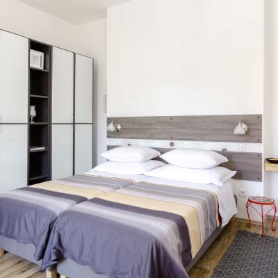 Apartment In 11th Century 1 2